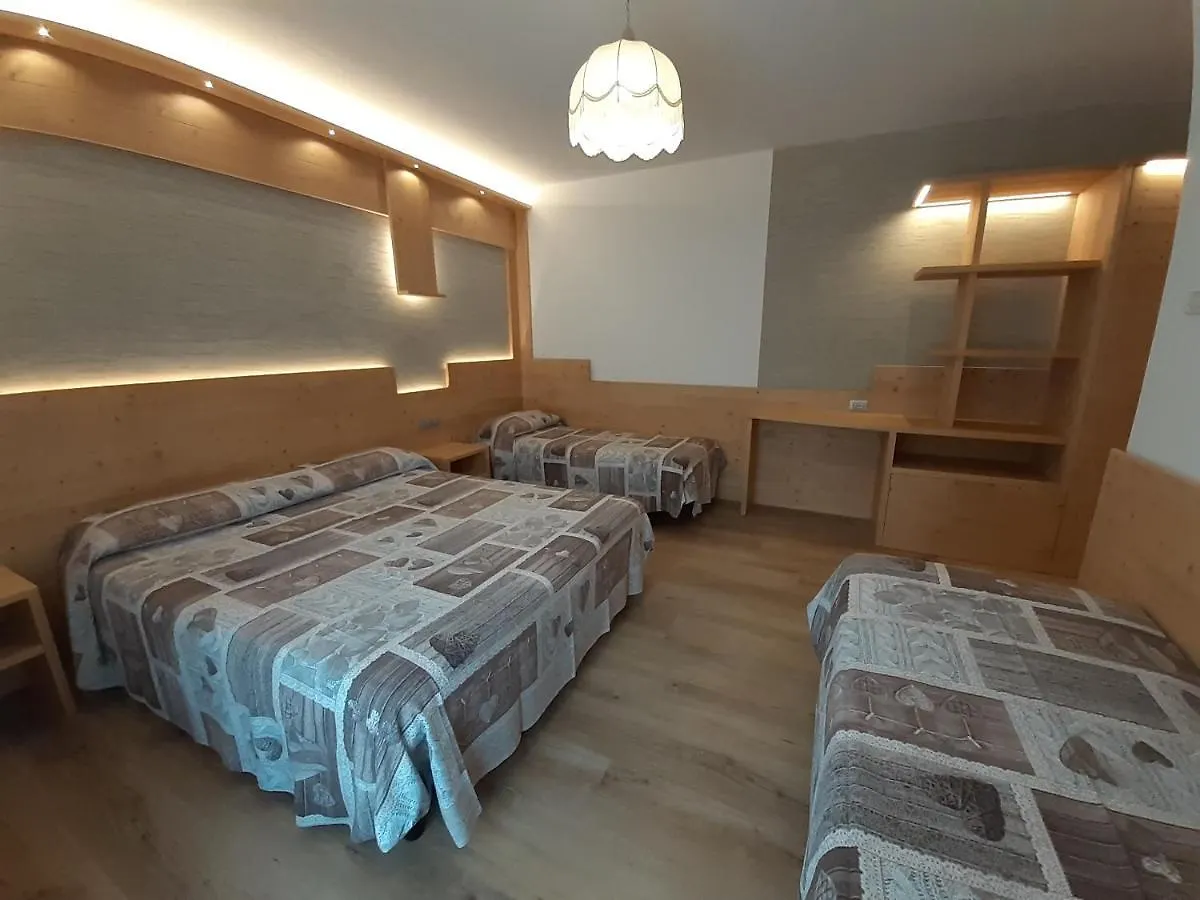 Hotel Garni Miramonti Falcade Itálie