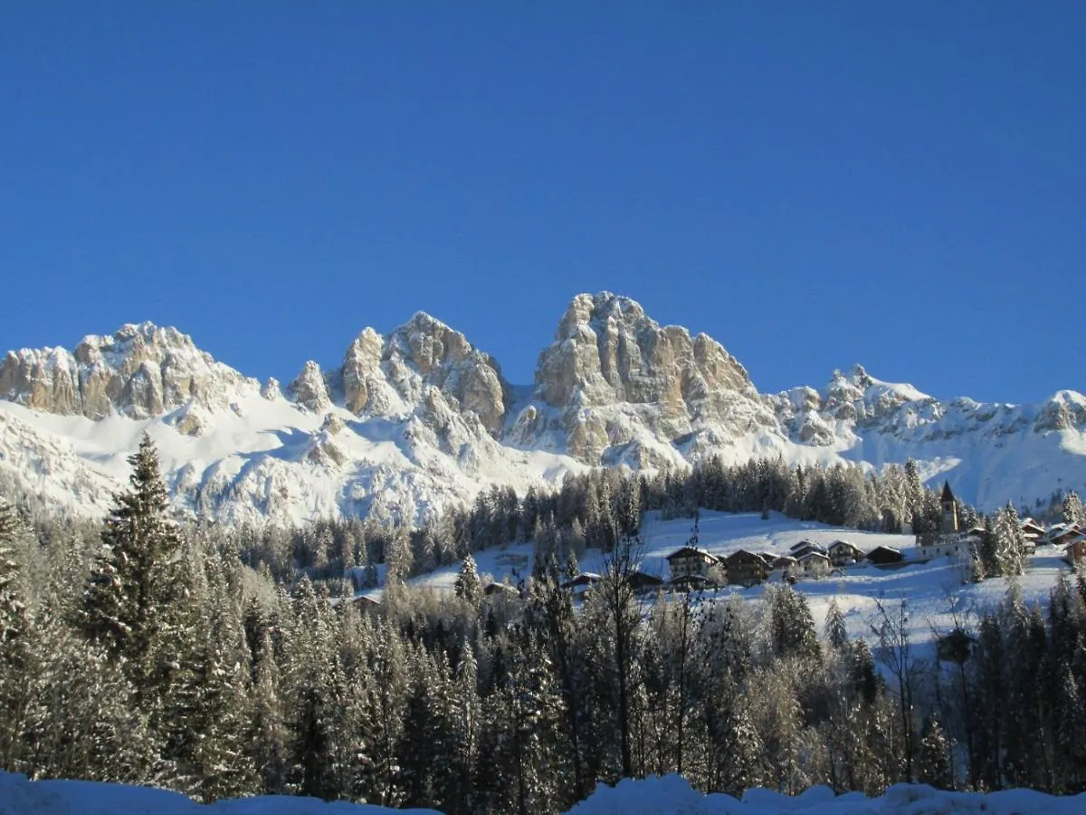 Hotel Garni Miramonti Falcade 3*,